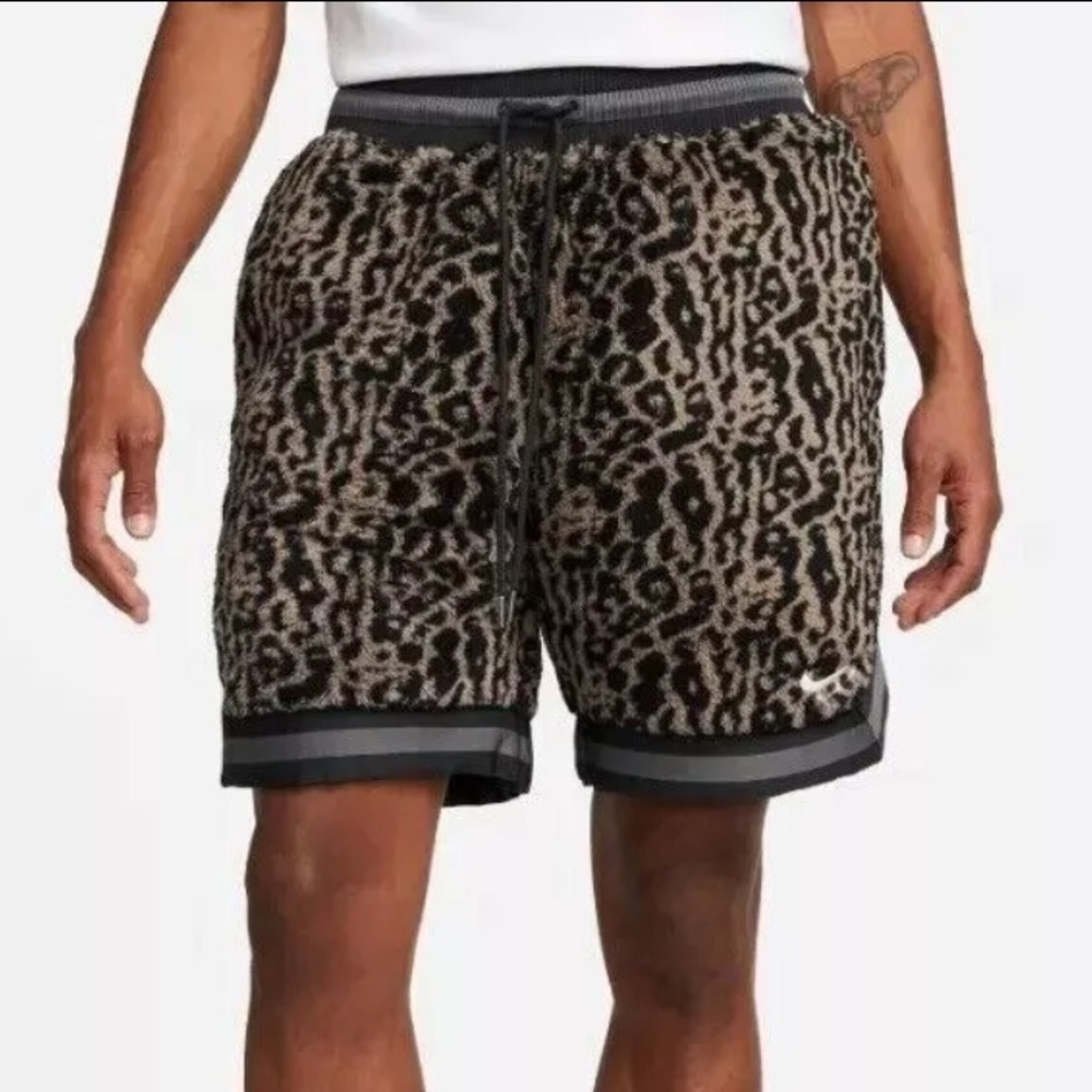 Men's Nike Premium Basketball Leopard Print Moon Fossil Shorts DQ6176-087 XXL